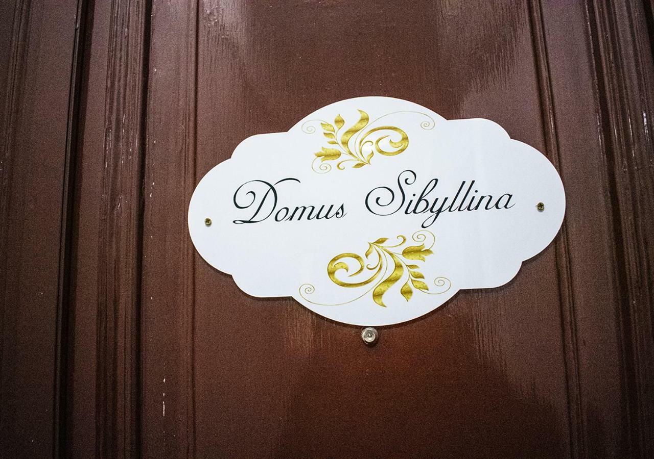 Domus Sibyllina, Galleria Umberto I Неаполь Экстерьер фото
